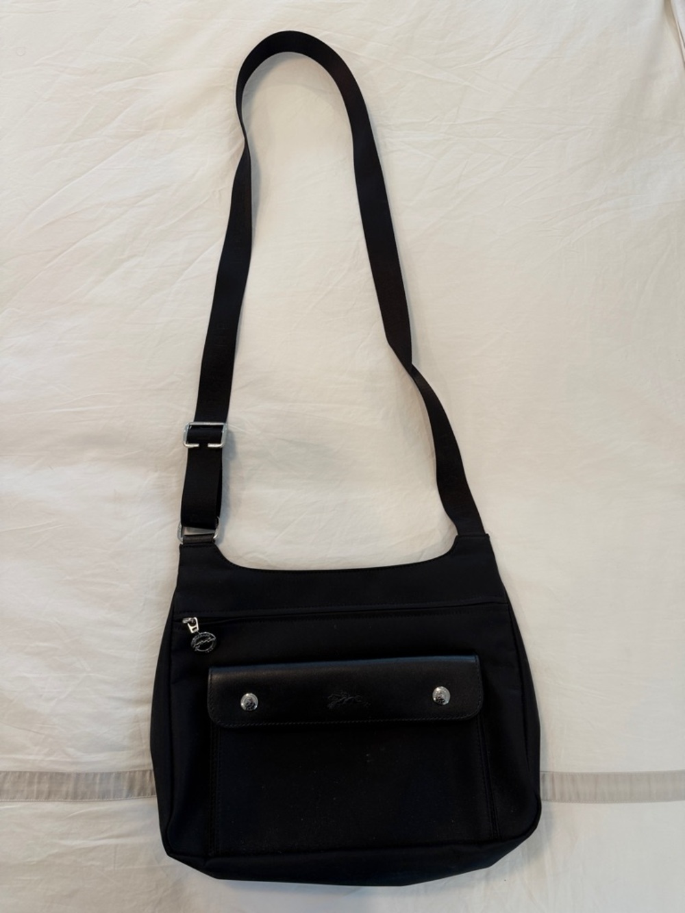 Black Crossbody Shoulder Bag - Lightweight Everyday Carry